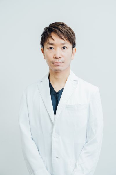 高田康_HP写真_1.jpg