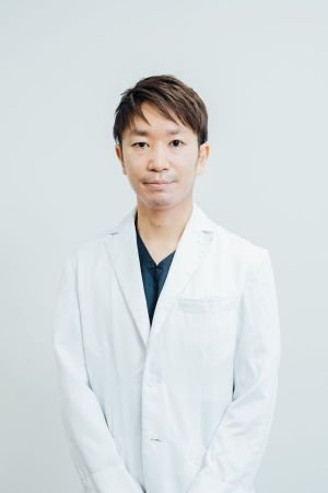 高田康之写真.jpg